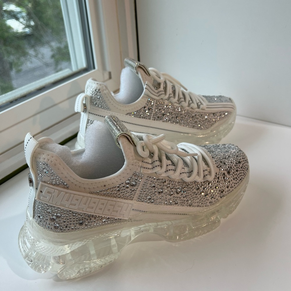 Steve Madden Silver and White Crystal Knit Maxima Sneakers 8 fit US 7 - Picture 4 of 10